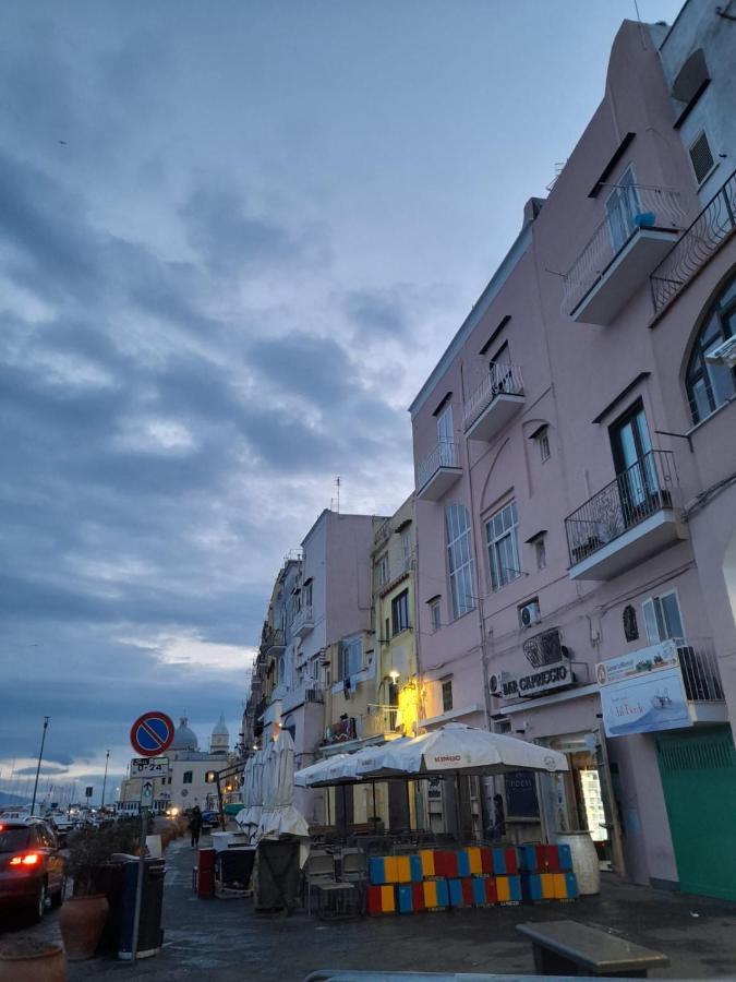 Monolocale Nonna Elena Villa โปรชิดา ภายนอก รูปภาพ